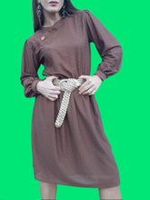 Charger l'image dans la galerie, Robe vintage Lisette - Tissu texturé marron. Taille M, 38, 40. Fabriqué en France
