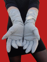 Charger l'image dans la galerie, Gants allongés vintage Grâce - Lurex argenté brillant. Neyret Paris. Taille 7.