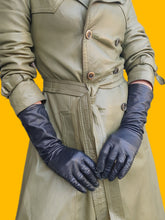 Charger l'image dans la galerie, Gants longs vintage Emma - Cuir de chevreau noir et soie. Taille 6,5. Made in France.
