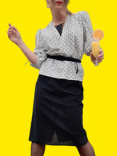 Charger l'image dans la galerie, Robe vintage Juliette - Effet de superposition. Basque noire en lurex argentée. Taille M, 38, 40. C&A.