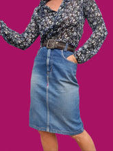 Charger l'image dans la galerie, Jupe en jean vintage Anita - Coupe crayon en Denim. Taille M, 38, 40. Général Company.