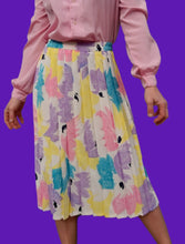 Charger l'image dans la galerie, Jupe plissée vintage Ludivine - Pastel fleuri. Taille XL, 42, 44. Made in France.