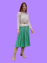 Charger l'image dans la galerie, Jupe vintage Amanda - Plissé fluide vert. Taille M, 38, 40. Made in France