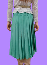 Charger l'image dans la galerie, Jupe vintage Amanda - Plissé fluide vert. Taille M, 38, 40. Made in France