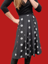 Charger l'image dans la galerie, Jupe vintage Anna - Plissée à rosaces fantaisies. Taille L, 40, 42. Pierbé. Made in France.