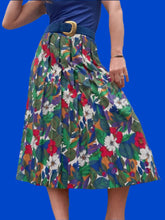 Charger l'image dans la galerie, Jupe plissée vintage Sidonie - Flower power. Taille XXL, 44, 46. Devernois. Made in France.