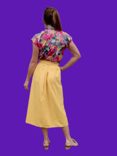 Charger l'image dans la galerie, Jupe vintage Elina - Boutonnée jaune. Taille XL, 42, 44. Made in France