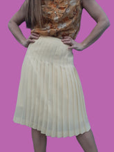 Charger l'image dans la galerie, Jupe vintage Marcelle - Plissé jaune pâle. Taille M, 38, 40