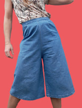 Charger l'image dans la galerie, Jupe Culotte Kaitlyn - En jean. Taille S, 36, 38. Coton