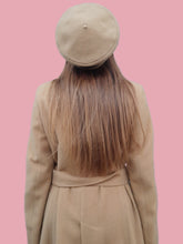 Charger l'image dans la galerie, Chapeau vintage Lucie - Béret à cabillou beige en pure laine vierge. Missouri. Made in France.