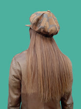 Charger l'image dans la galerie, Chapeau vintage Amandine - Casquette gavroche fantaisie avec visière.