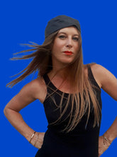 Charger l'image dans la galerie, Zandana Joyce - Bandeau de motard en cuir noir