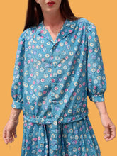 Charger l'image dans la galerie, Ensemble vintage Denise - Chemisier et jupe plissée à pois. M, 38, 40. Guy Dubois. Made in France.