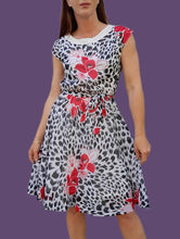 Charger l'image dans la galerie, Ensemble vintage Leslee - Veste fine et robe fleurie. Taille M, 38, 40