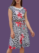 Charger l'image dans la galerie, Ensemble vintage Leslee - Veste fine et robe fleurie. Taille M, 38, 40