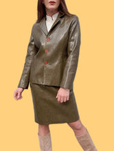 Charger l'image dans la galerie, Ensemble vintage Anaë - Blazer & jupe crayon façon peau de serpent kaki. Taille M, 38, 40