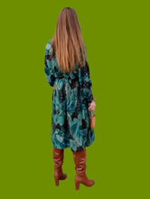 Charger l'image dans la galerie, Ensemble vintage Mado - Chemise et jupe portefeuille feuillage. Taille S, 36, 38