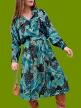 Charger l'image dans la galerie, Ensemble vintage Mado - Chemise et jupe portefeuille feuillage. Taille S, 36, 38
