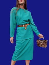 Charger l'image dans la galerie, Ensemble vintage Luna - Pull et Jupe verts émeraude. Taille XXL, 44, 46