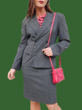 Charger l'image dans la galerie, Ensemble vintage Yolaine - Veste et jupe crayon grise à rayures. Taille S, 36, 38. Made in France