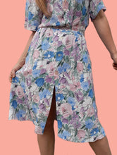 Charger l'image dans la galerie, Ensemble vintage Eugénie - Chemisier & jupe fleuris. Taille S, 36, 38. Fabriqué en France.