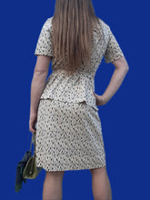Charger l'image dans la galerie, Ensemble vintage Roxanne - Veste et robe trois trous. Taille M, 38, 40. Bragard. Made in France