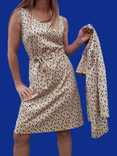 Charger l'image dans la galerie, Ensemble vintage Roxanne - Veste et robe trois trous. Taille M, 38, 40. Bragard. Made in France