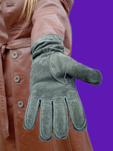 Charger l'image dans la galerie, Gants longs vintage Marina - Cuir Vert et finitions baguettes. Taille 7