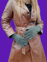Charger l'image dans la galerie, Gants longs vintage Marina - Cuir Vert et finitions baguettes. Taille 7