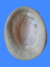 Charger l'image dans la galerie, Chapeau vintage Émeline - Angora et laine blanc. Made in France.