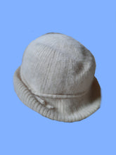 Charger l'image dans la galerie, Chapeau vintage Émeline - Angora et laine blanc. Made in France.