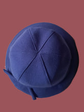 Charger l'image dans la galerie, Chapeau vintage Tamara - En coton violet et galon noué.