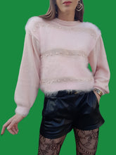 Charger l'image dans la galerie, Pull vintage Charline - Laine et mohair rose. Taille M, 38, 40. Tricoté main.