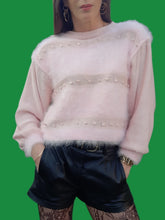 Charger l'image dans la galerie, Pull vintage Charline - Laine et mohair rose. Taille M, 38, 40. Tricoté main.