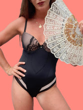 Charger l'image dans la galerie, Body vintage Heïdi - Lingerie à balconnet. Taille S, 36, 38. Bonnet C.