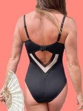 Charger l'image dans la galerie, Body Christy - Lingerie. Coque. Noir et rosé. Taille XS, 34, 36. Bonnet B.