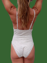 Charger l'image dans la galerie, Body vintage Camille - Broderie ajourée. Blanc. Taille S, 36, 38.