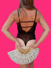 Charger l'image dans la galerie, Body Marion - Dentelle noire, clouté. Taille S, 36, 38. Bonnet C.