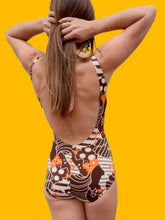 Charger l'image dans la galerie, Maillot de bain vintage Iris - Fleuri marron et orange. Taille XS, 34, 36. Du Pont. Made in France