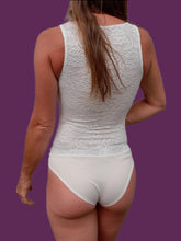 Charger l'image dans la galerie, Body vintage Lila - Dentelle blanche. Taille XS, 34, 36.