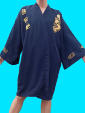 Charger l'image dans la galerie, Kimono Vietnamien Maï Lan - Soie et broderies dragons. Taille L, 42, 44