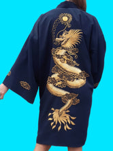 Charger l'image dans la galerie, Kimono Vietnamien Maï Lan - Soie et broderies dragons. Taille L, 42, 44