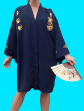 Charger l'image dans la galerie, Kimono Vietnamien Maï Lan - Soie et broderies dragons. Taille L, 42, 44