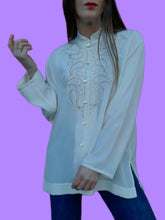 Charger l'image dans la galerie, Tunique "Seconde" Sophia - Broderies fantaisies et col mao. Taille XXXL, 46, 48.