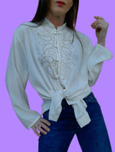 Charger l'image dans la galerie, Tunique "Seconde" Sophia - Broderies fantaisies et col mao. Taille XXXL, 46, 48.