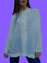 Charger l'image dans la galerie, Tunique "Seconde" Sophia - Broderies fantaisies et col mao. Taille XXXL, 46, 48.
