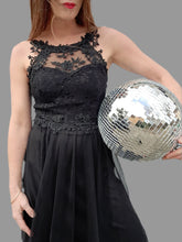 Charger l'image dans la galerie, Robe bustier "Seconde" Charlotte - En tulle noir et dentelle. Taille S, 36, 38. Made in Italy