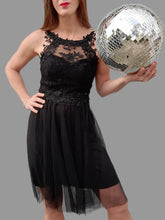 Charger l'image dans la galerie, Robe bustier "Seconde" Charlotte - En tulle noir et dentelle. Taille S, 36, 38. Made in Italy