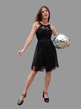 Charger l'image dans la galerie, Robe bustier "Seconde" Charlotte - En tulle noir et dentelle. Taille S, 36, 38. Made in Italy