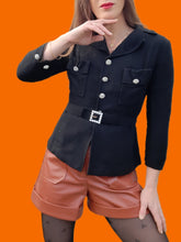 Charger l'image dans la galerie, Veste vintage Maud - A boutons bijoux en strass et ceinture assortie. Taille XS, 34, 36. Simone Maicen. Saint Etienne